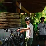 מלון Trattnig 4*