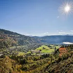 מלון Trattnig 4*