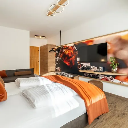 Trattnig Hotel